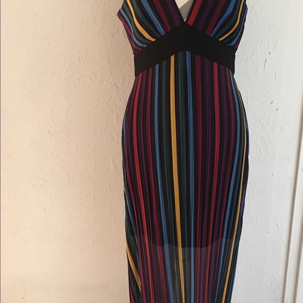 BCBG SRIPED MAXI DRESS - Picture 3 of 7